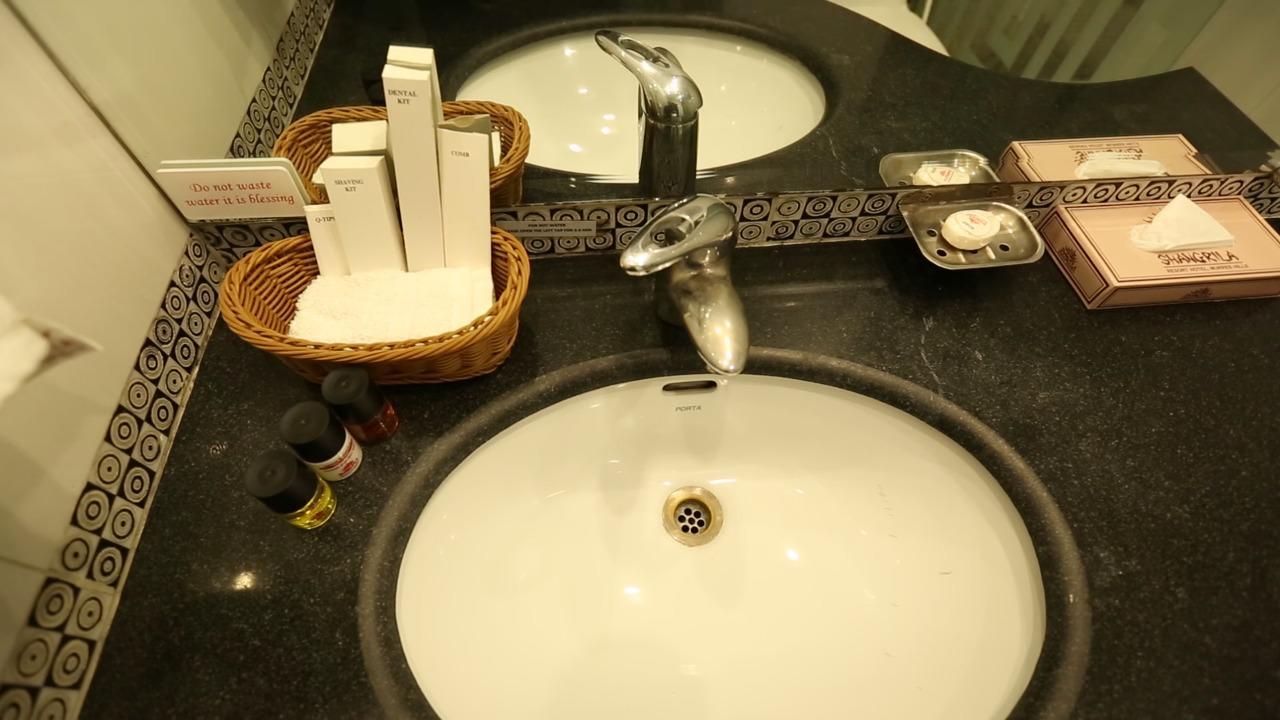 Shangrila Resort Hotel イスラマバード エクステリア 写真